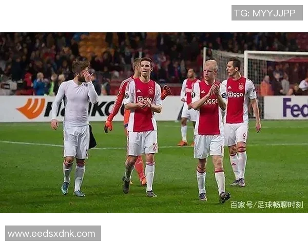 足球明星的不足之处解析及其对球队表现的影响探讨 足球明星的不足之处解析及其对球队表现的影响探讨